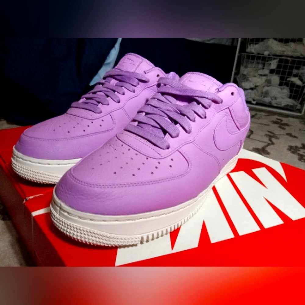 COPY - Purple air force one's